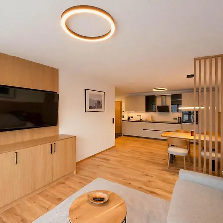 Panorama Zillertal - Design Loft With Terrace & Mountain View * Schwentlberg